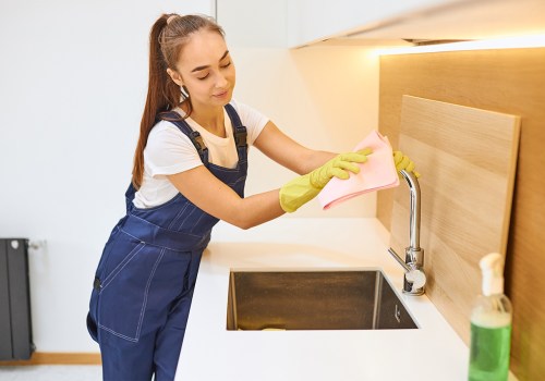 What is the Average Experience Level of Employees at Cleaning Businesses in Austin, Texas?